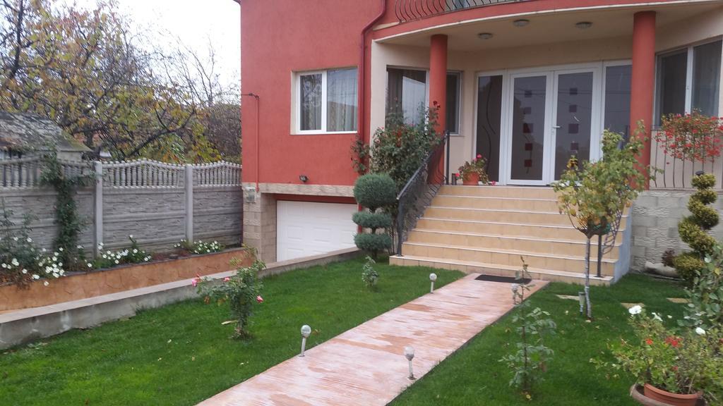 Family Pension Arad Exterior foto