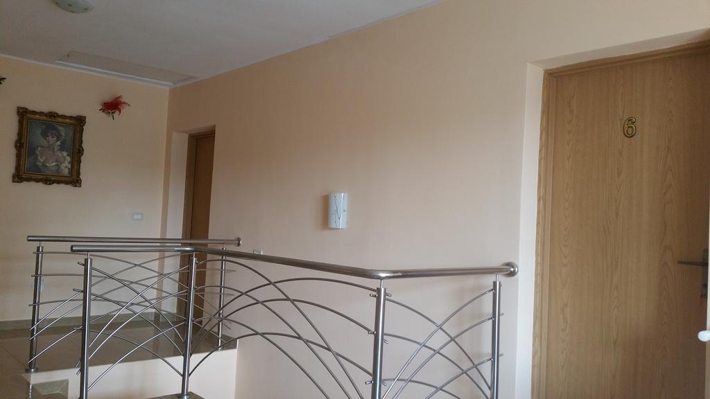 Family Pension Arad Exterior foto