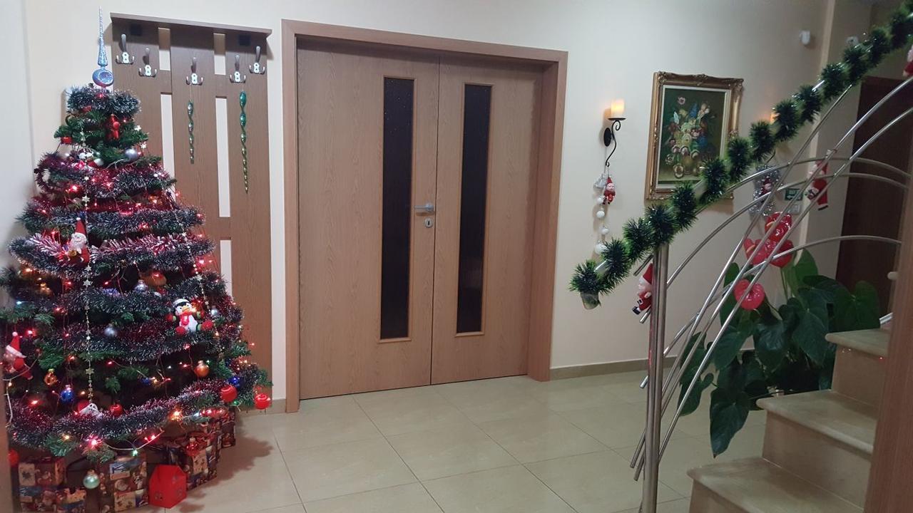 Family Pension Arad Exterior foto